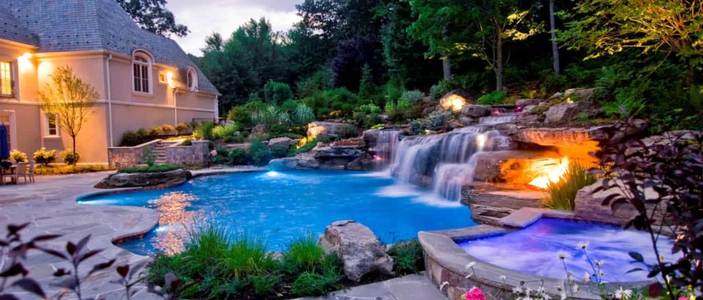 pool-landscaping-4-tips-to-enhance-and-blend